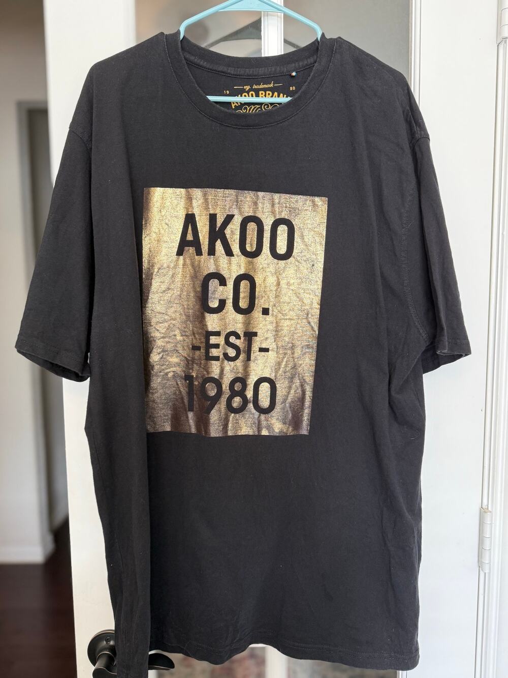 AKOO Co Graphic T-Shirt Men’s 4XL Black Est 1980 Logo Tee Streetwear